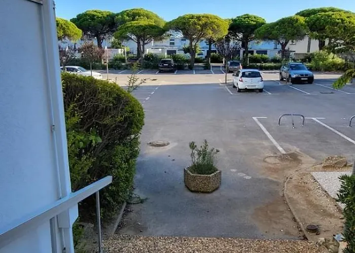 Διαμέρισμα La Croisiere Vue Sur Les Bateaux Studio Climatise Parking Balcon Le Grau-du-Roi