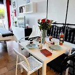La Croisiere View Renovated Air-conditioned Parking Balco Apartament Le Grau-du-Roi