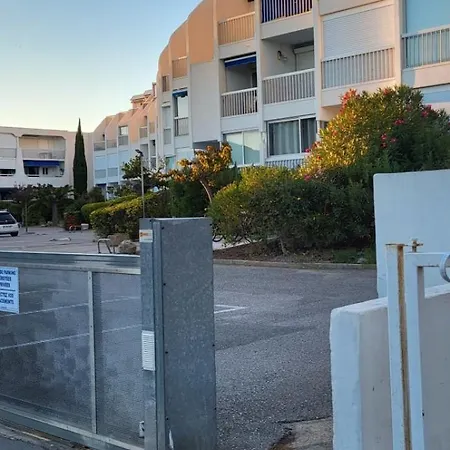 La Croisiere View Renovated Air-conditioned Parking Balco